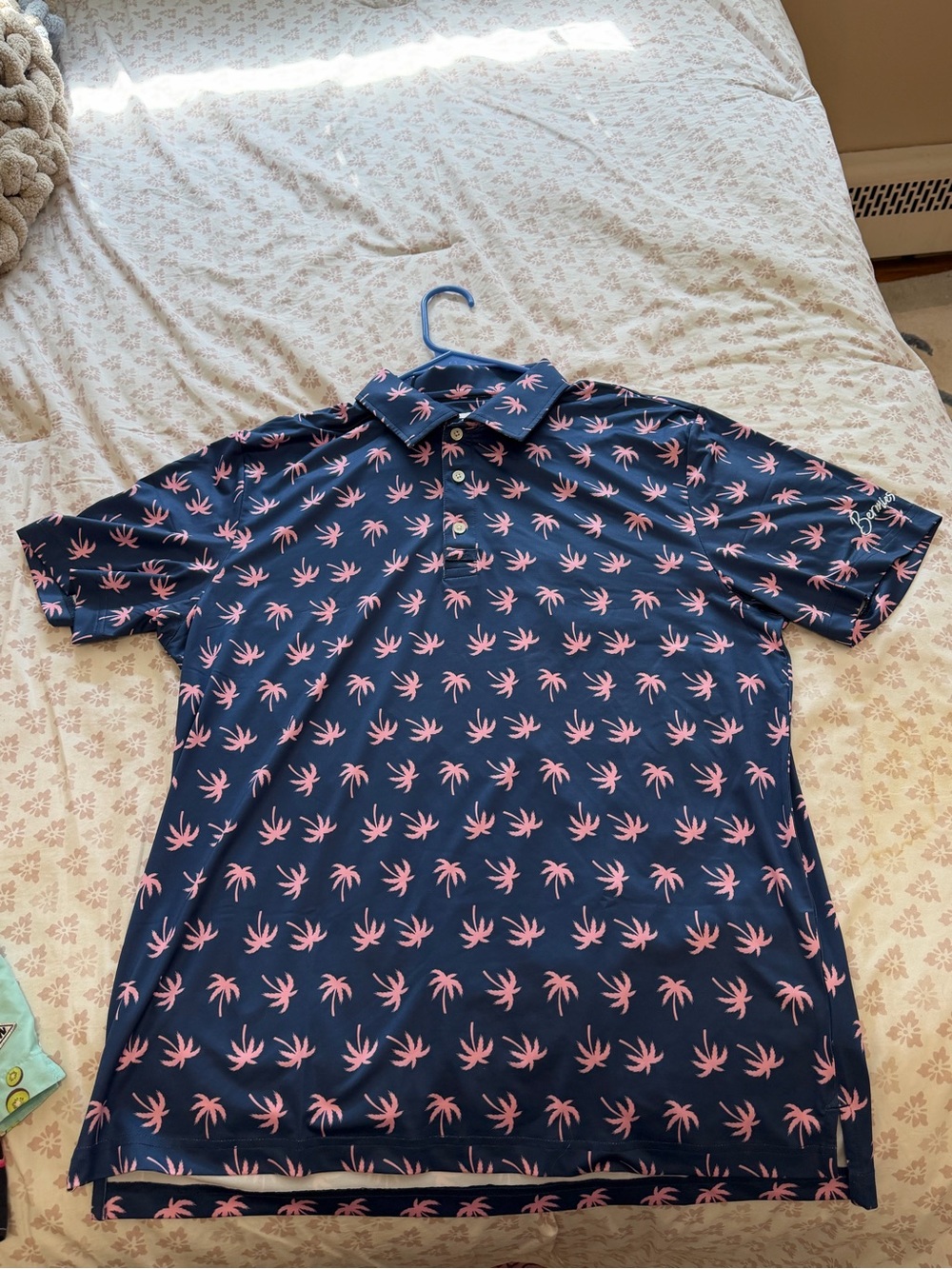 Bermies Men’s Palm Tree Golf Polo Navy Pink Tropical Shirt Medium